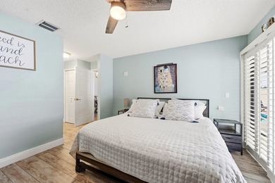 Welcome to this charming single-story residence in North Palm - photo 16
