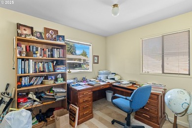 First time on the market in 47 years! This well-kept and nicely - photo 18
