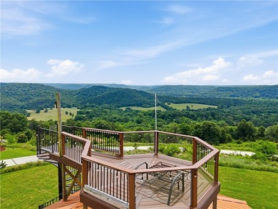 Expansive Ozark views define this custom 1,500sq residence on 9 - photo 7