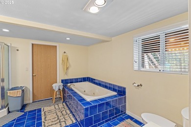 First time on the market in 47 years! This well-kept and nicely - photo 28