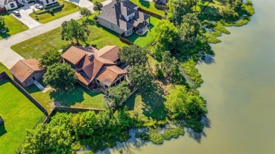 Lake Home For Sale in Hickory Creek, Texas