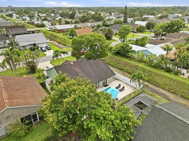 Welcome to this charming single-story residence in North Palm - photo 34