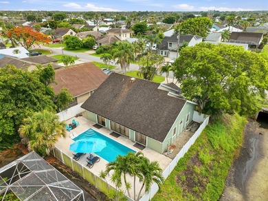 Welcome to this charming single-story residence in North Palm - photo 36