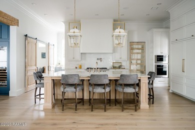 Brought to life through the collaborative vision of builder - photo 11