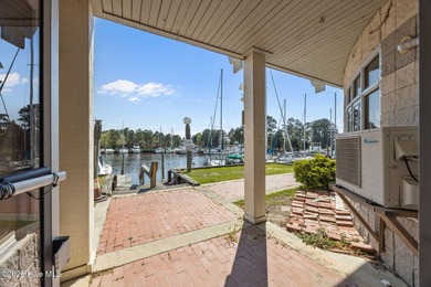 Positioned along the waterfront in one of New Bern's most active - photo 13
