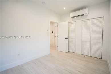 960 Jefferson Avenue is a fully renovated, 12-unit boutique - photo 20