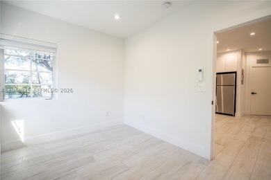 960 Jefferson Avenue is a fully renovated, 12-unit boutique - photo 21