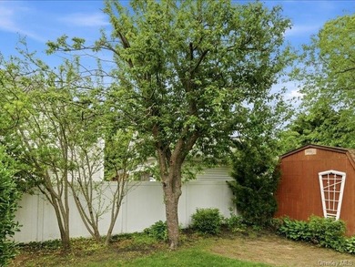 Welcome to this beautifully maintained three bedroom, 2 bath - photo 30