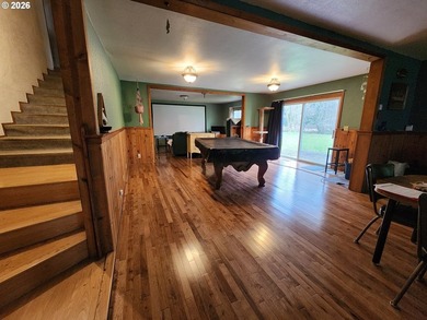 Come settle into this private creekfront homestead on 3 usable - photo 5