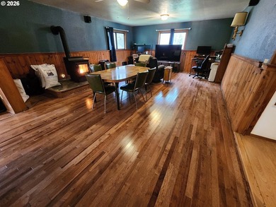 Come settle into this private creekfront homestead on 3 usable - photo 6