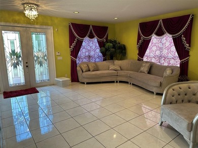 THE JEWEL OF SILVER LAKES. SILVER LAKES IS WHERE YOU WANT TO BE - photo 5
