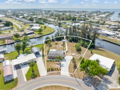 Port Charlotte Waterway Lakes Area Home For Sale in Port Charlotte Florida