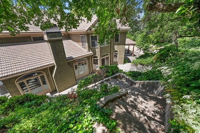 Experience the renewed appeal of this magnificent gated Holladay - photo 7