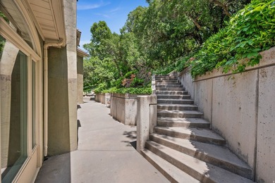 Experience the renewed appeal of this magnificent gated Holladay - photo 9