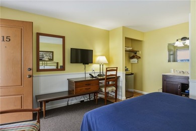 The Keuka Lakeside Inn presents a rare opportunity to acquire a - photo 23