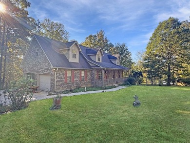 All-Brick Home Offering 3BR/4BA, perfectly situated on 2.59 - photo 27