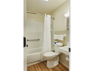 The Keuka Lakeside Inn presents a rare opportunity to acquire a - photo 30