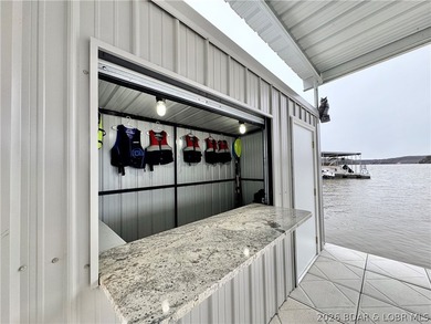 Welcome to the quiet side of Lake of the Ozarks. Set along 160' - photo 31