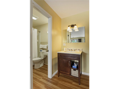 The Keuka Lakeside Inn presents a rare opportunity to acquire a - photo 31