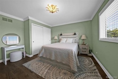 **MOTIVATED SELLER** Turn-key waterfront living with direct - photo 33