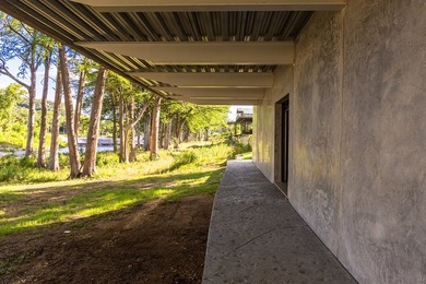An extraordinary expression of contemporary architecture, this - photo 38