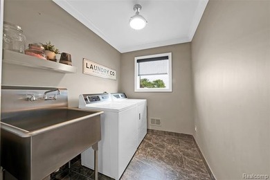 **MOTIVATED SELLER** Turn-key waterfront living with direct - photo 38