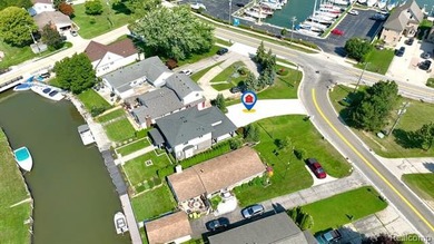 **MOTIVATED SELLER** Turn-key waterfront living with direct - photo 44