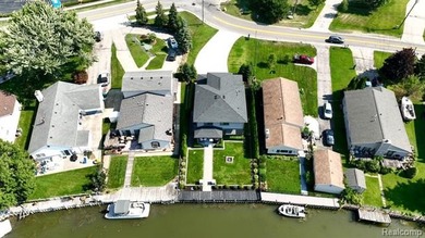 **MOTIVATED SELLER** Turn-key waterfront living with direct - photo 45