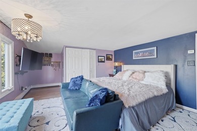 Charming 3-bedroom, 1.5-bath home in Mahopac with lake access to - photo 13