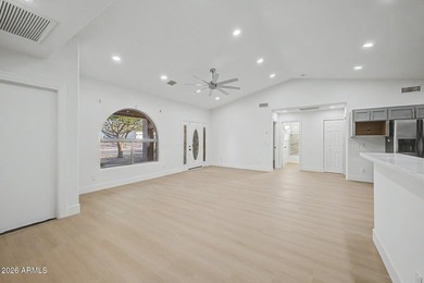 Amazing move in ready waterfront home with quality upgrades - photo 15