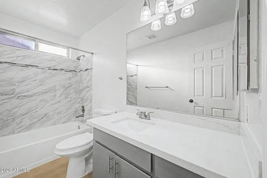Amazing move in ready waterfront home with quality upgrades - photo 24