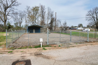 CORNER FENCED LOT IN HAWKINS TX - photo 4