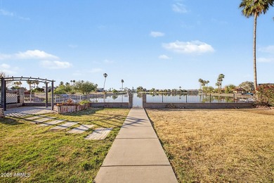 Amazing move in ready waterfront home with quality upgrades - photo 33