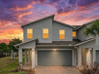 Lake Tohopekaliga Townhome/Townhouse Sale Pending in Kissimmee Florida