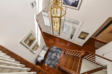 Elegant and exceptionally private patio home in Oakridge - photo 6