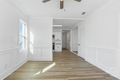 Welcome to 1114 East 59th Street where charm meets modern - photo 8