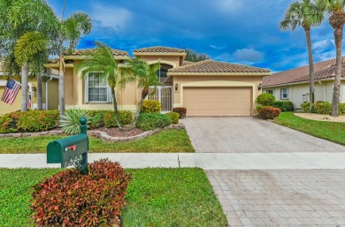 Lake Home For Sale in Boynton Beach, Florida