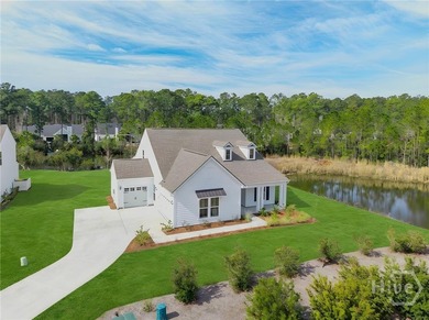 Experience luxury coastal living in the highly sought-after - photo 4
