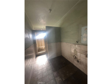 Great Investment Property!! Consist of 5 commercial spaces - photo 14