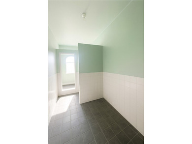 Great Investment Property!! Consist of 5 commercial spaces - photo 15
