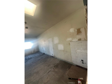Great Investment Property!! Consist of 5 commercial spaces - photo 16