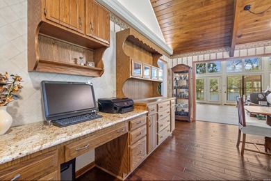 This beautifully updated Lake Hamilton home offers the perfect - photo 17