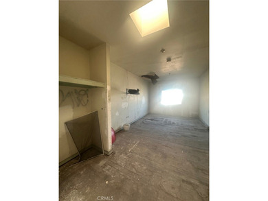Great Investment Property!! Consist of 5 commercial spaces - photo 18