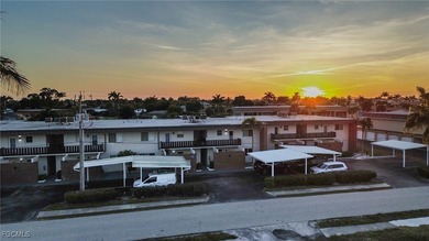 Cape Coral Lakes Area Condo For Sale in Cape Coral Florida