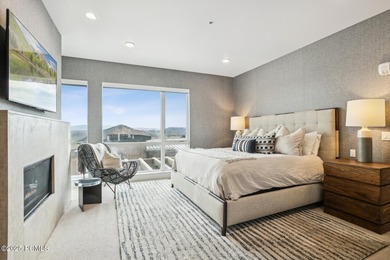 Enjoy this premiere location in Canyons Village with true ski-in - photo 22