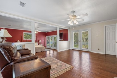 This beautifully updated Lake Hamilton home offers the perfect - photo 23