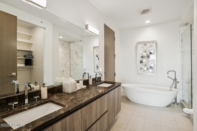 Enjoy this premiere location in Canyons Village with true ski-in - photo 24