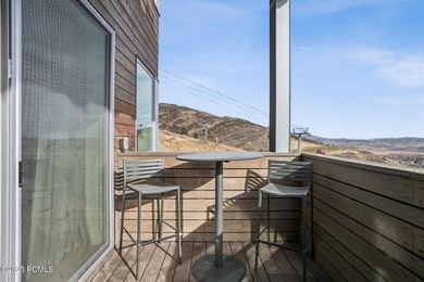 Enjoy this premiere location in Canyons Village with true ski-in - photo 28