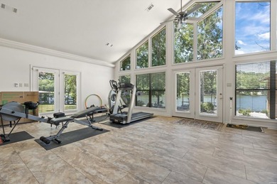 This beautifully updated Lake Hamilton home offers the perfect - photo 34