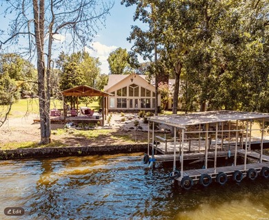 This beautifully updated Lake Hamilton home offers the perfect - photo 39